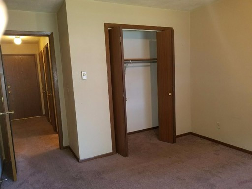 1 bed, 1 bath, $775, Unit 16