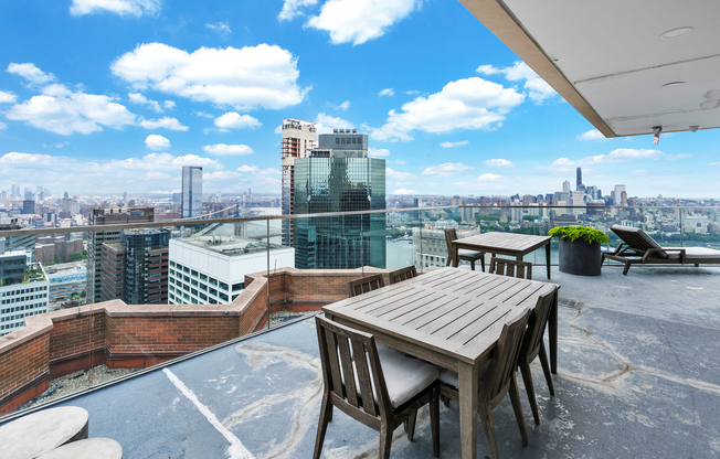 Studio, 1.5 baths, 668 sqft, $5,300, Unit 24A