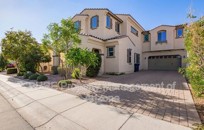 2902 E EBONY DR