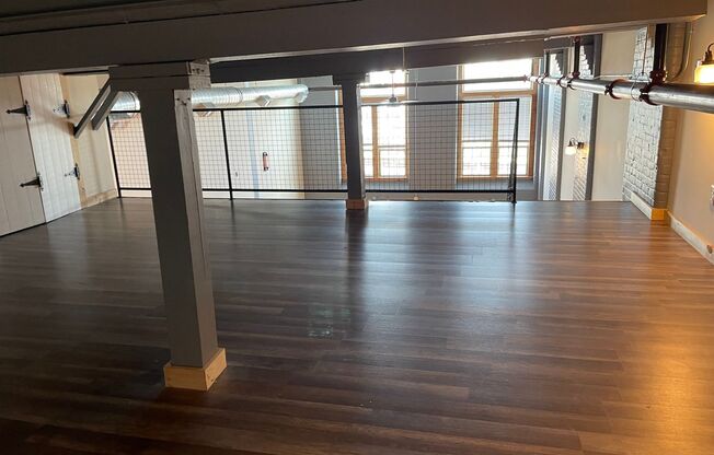1 bed, 1 bath, 1,350 sqft, $1,750, Unit 225