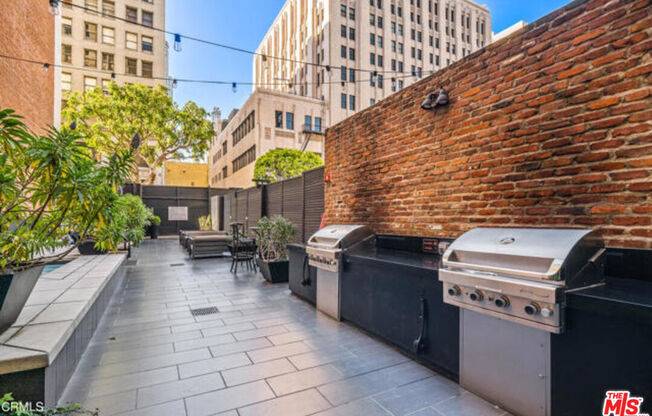 1 bed, 1 bath, 720 sqft, $2,300, Unit 601