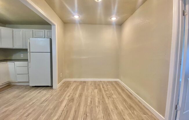 3 beds, 1 bath, $1,025