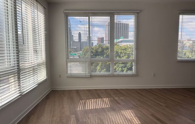 3 beds, 3 baths, 1,956 sqft, $5,030, Unit 475