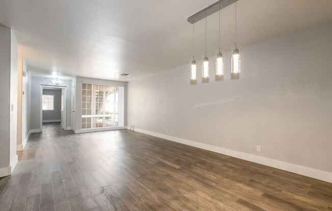 BEAUTIFUL RENOVATED FIRST LEVEL 2 BEDROOM CONDO IN GATED COMMUNITY!