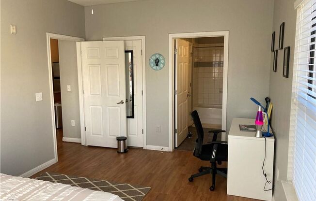 2 beds, 2 baths, $2,350, Unit # 304