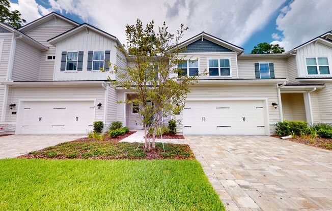 Luxury Toll Brothers townhome for rent in Oakwood at Nocatee.