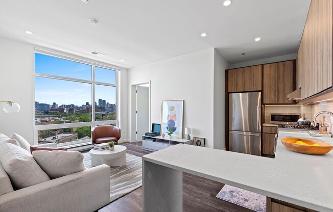 2 beds, 1 bath, 760 sqft, $3,325, Unit 606