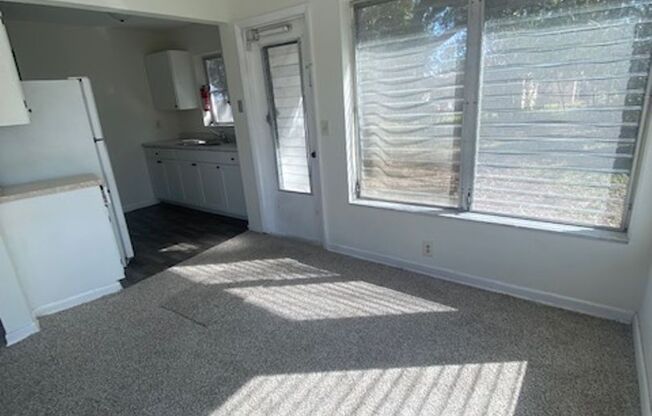 2 beds, 1 bath, $1,499