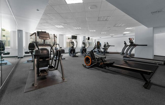 2 beds, 2 baths, $2,850, Unit #1911