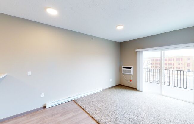 1 bed, 1 bath, 625 sqft, $755, Unit 321-2220