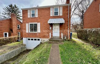 8612 OAKCREST RD