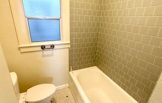 Studio, 1 bath, 462 sqft, $1,545, Unit 103