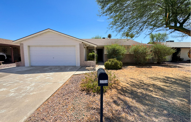 3Bed/2Bath House at 55th Ave/Peoria Ave! Ready for Immediate Move-In! – NO HOA!
