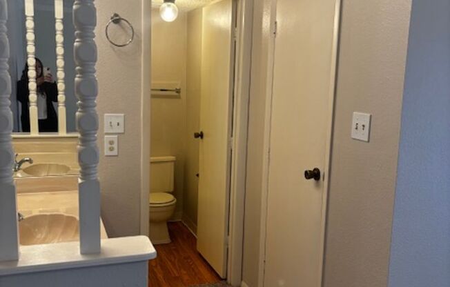 2 beds, 2 baths, 1,202 sqft, $920, Unit 1103