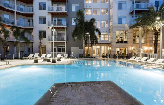 Apartments overlooking swimming pool and sundeck  at LandonHouse in Lake Nona