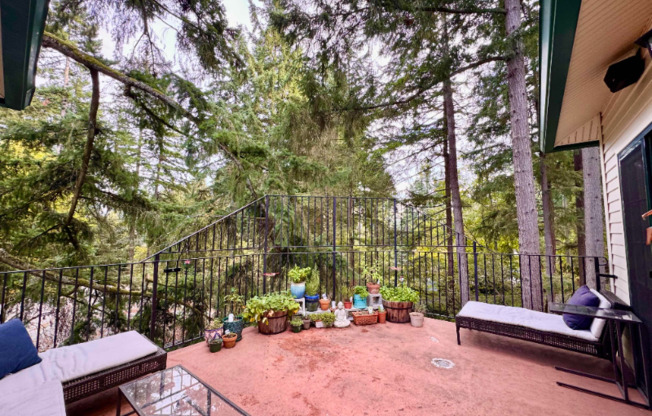 14520 FREEMONT AVE N