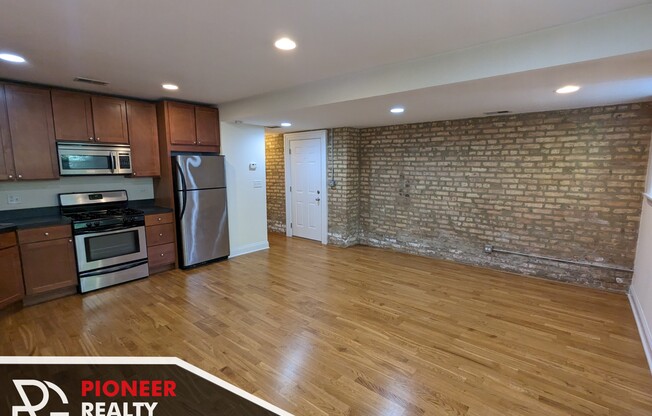 2834 North Albany Ave.