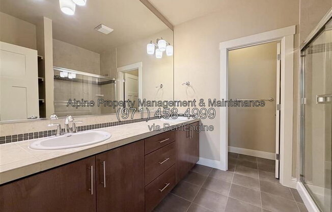 4 beds, 3.5 baths, 1,950 sqft, $2,600