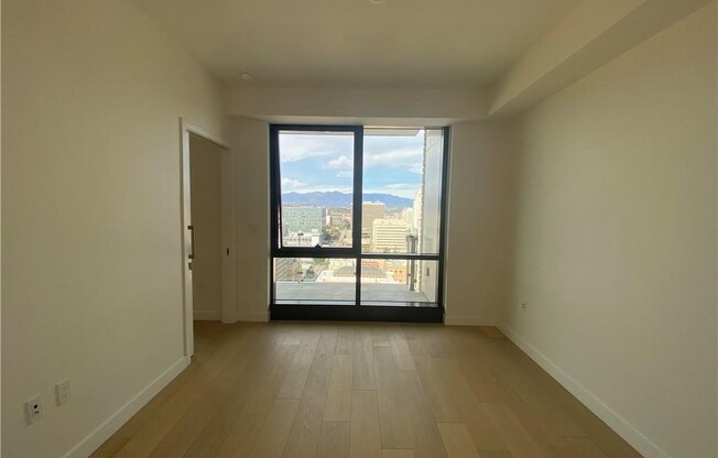 1 bed, 1 bath, 711 sqft, $2,950, Unit 2504
