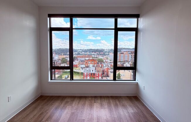 1 bed, 1 bath, 635 sqft, $2,150, Unit Unit 604
