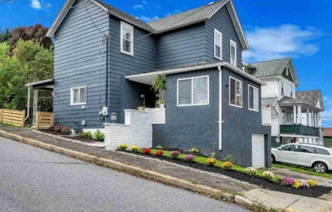301 MCLEAN ST