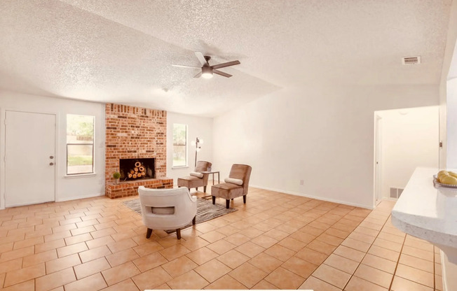 8414 DANVILLE DR