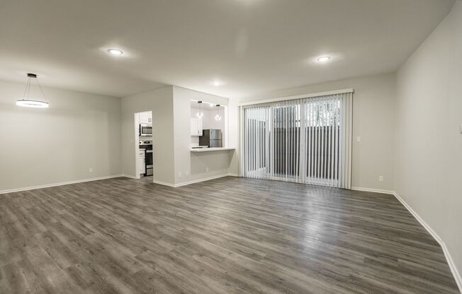 2 beds, 2 baths, 895 sqft, $3,298, Unit 300