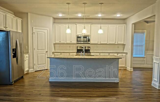 4216 TEXTILE LN SW