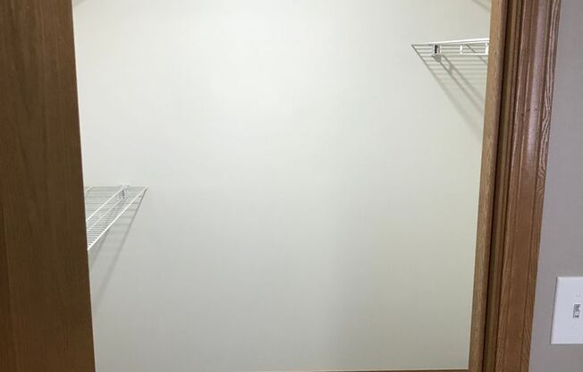 1 bed, 1 bath, 772 sqft, $1,039, Unit 2-204