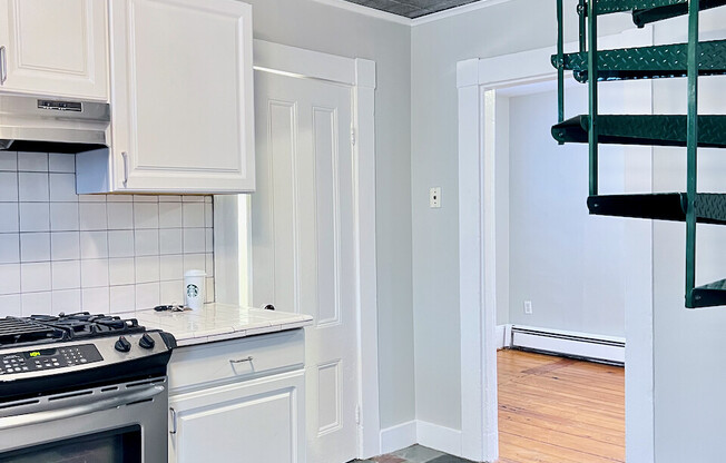 252 WALDEN ST