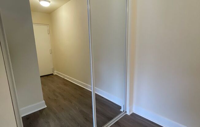 2 beds, 2 baths, 1,000 sqft, $1,950, Unit 14229 #103