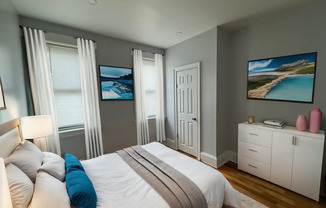 OM Bergenfield Apartments