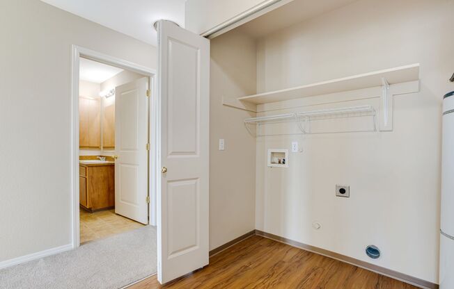 2 beds, 2 baths, 1,015 sqft, $1,650, Unit 1236-304