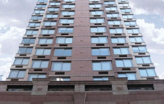 2 beds, 2 baths, $8,500, Unit 35D