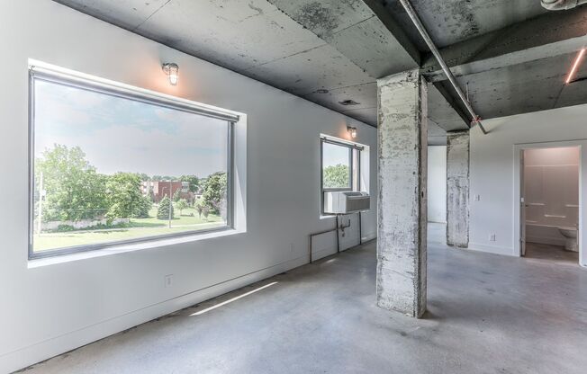 Studio, 1 bath, 555 sqft, $1,025, Unit D201