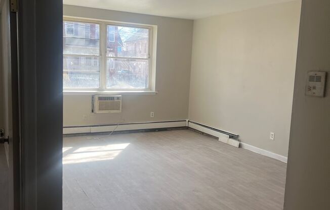 22 ELLIOTT ST