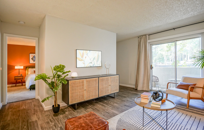 Treehouse Apartments - Apartment Living in Albuquerque, NM