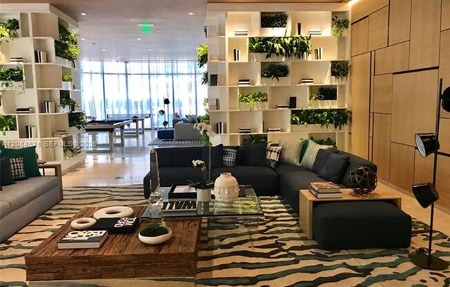1 bed, 1 bath, $3,200, Unit # 2807