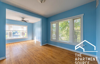 4058 W CONGRESS PKWY