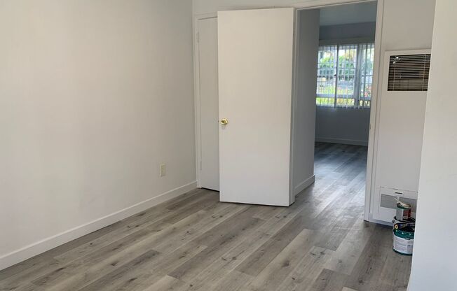 Cute and Cozy Unit in Loma Heights