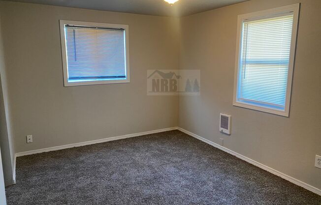 2 beds, 1 bath, $2,195