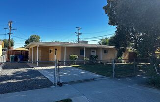 Charming Riverside Home on Hillside Avenue!