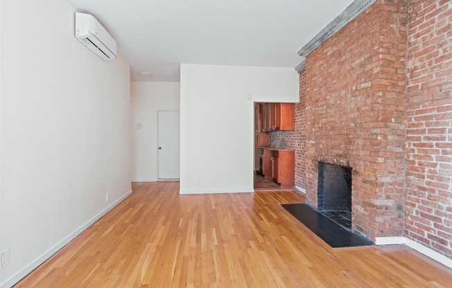 141 W 94 ST
