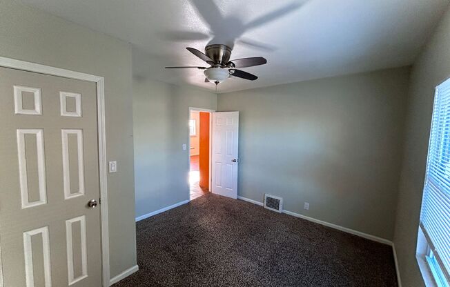 3 beds, 1 bath, $1,295