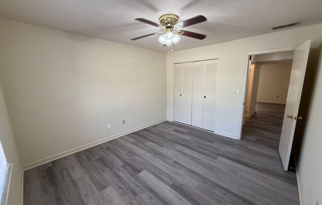 2 beds, 2 baths, 1,200 sqft, $1,395, Unit 406-4