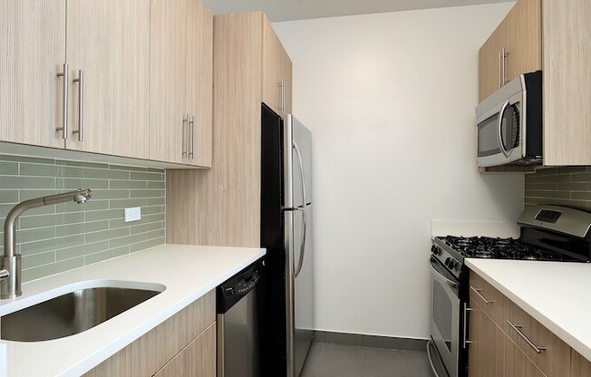 2 beds, 2 baths, $6,369, Unit 2015