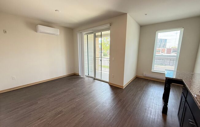 Studio, 1 bath, 554 sqft, $1,515, Unit Unit 218