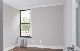 343 E 8th Street