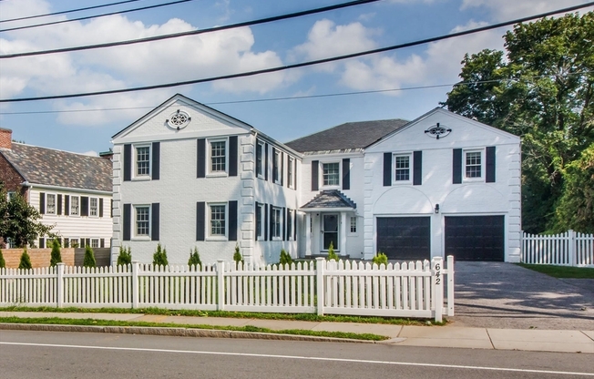 642 CTR ST