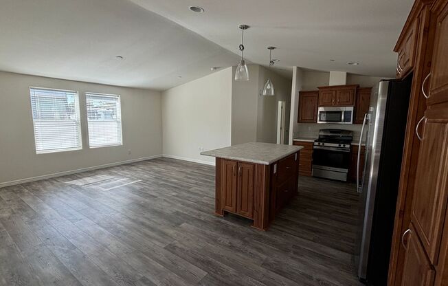 Brand new home for lease! 2 Bed 2 Bath.